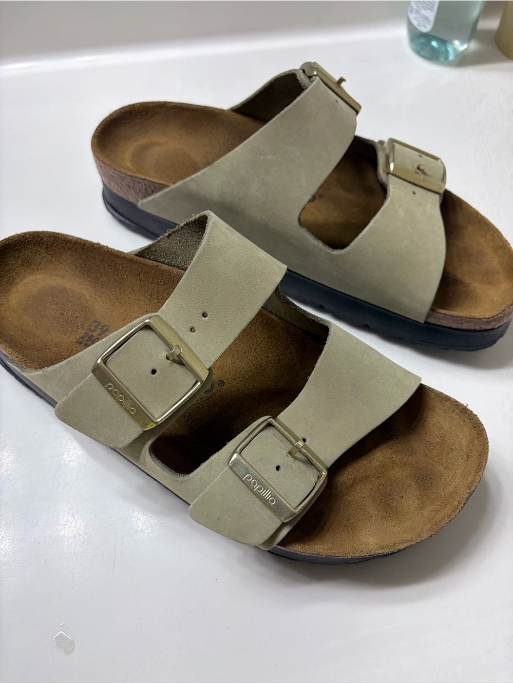 Papillio Double-Buckle Slide Sandal in light green euc sz 39